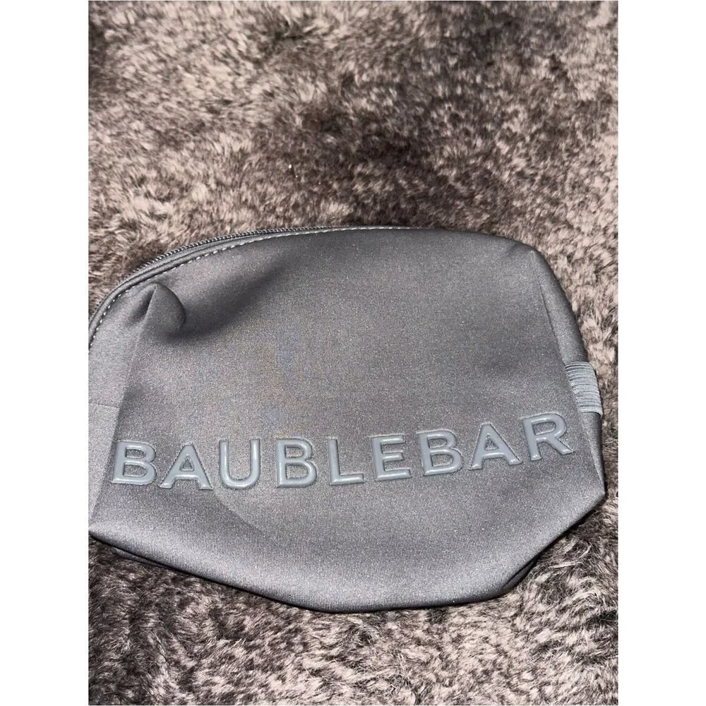 BaubleBar Heather Gray Neoprene Take It Away Storage Pouch Travel Cosmetic Bag